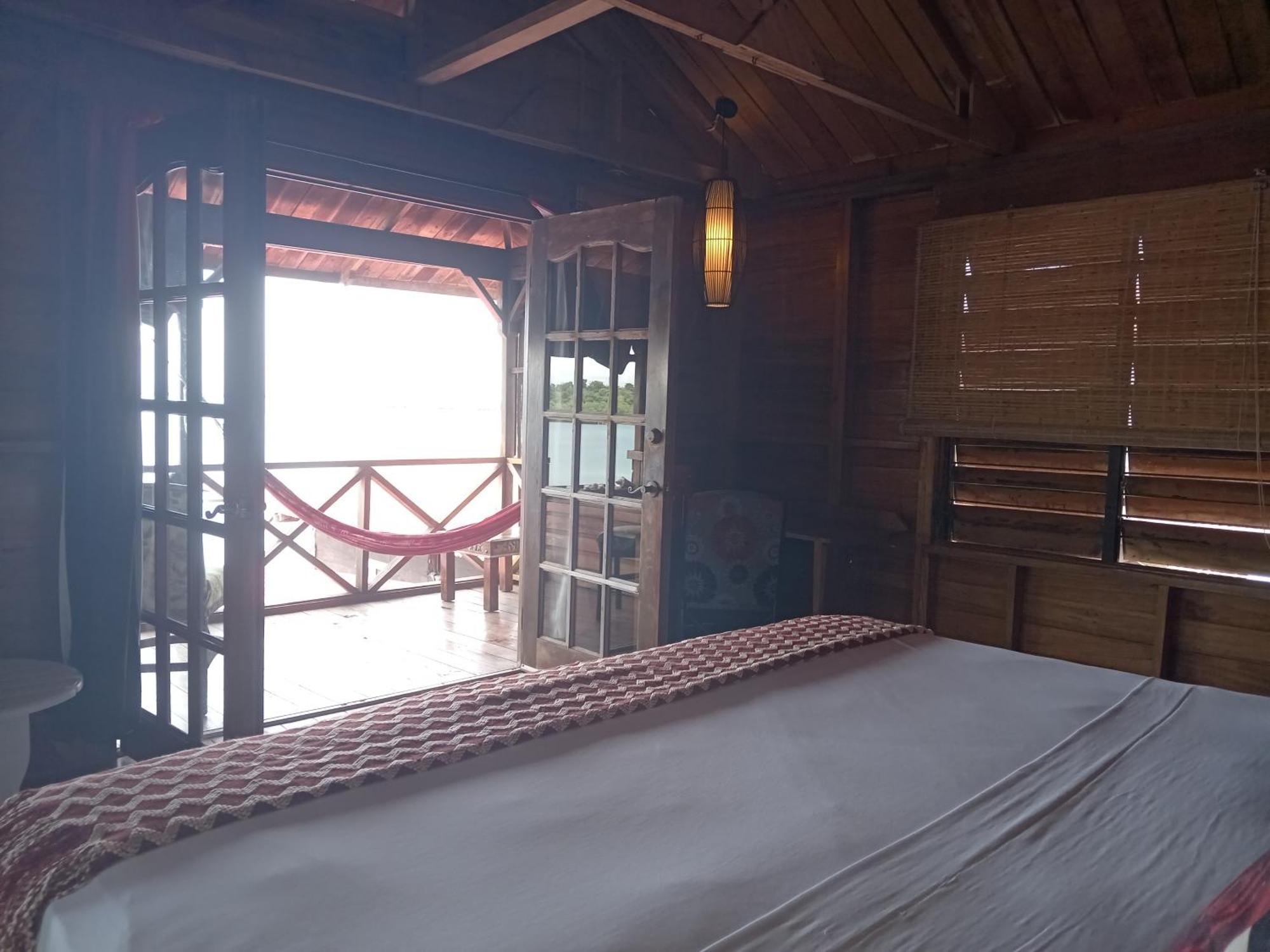 Villa Bahia Del Sol Bocas del Toro Exterior photo