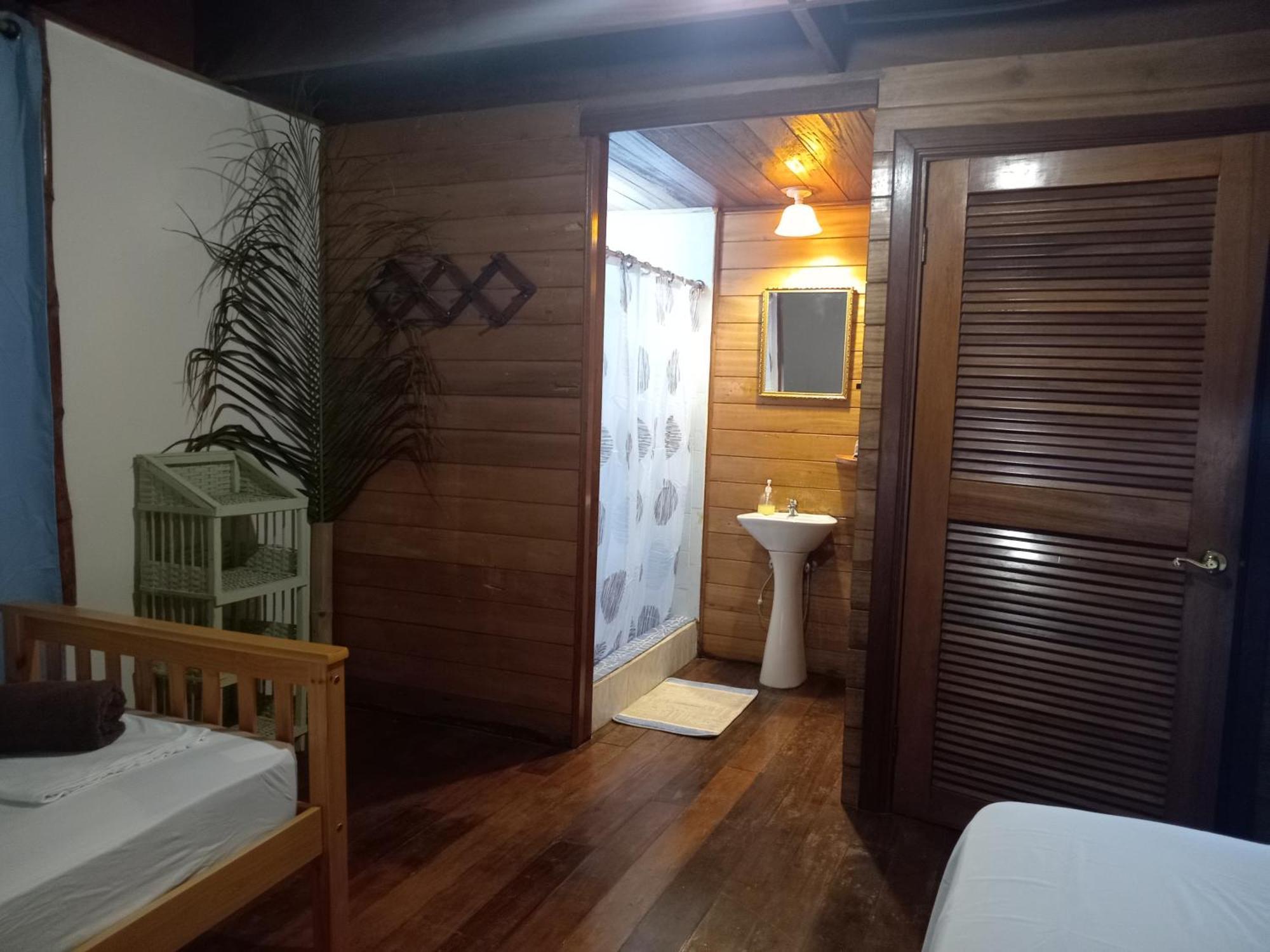 Villa Bahia Del Sol Bocas del Toro Exterior photo